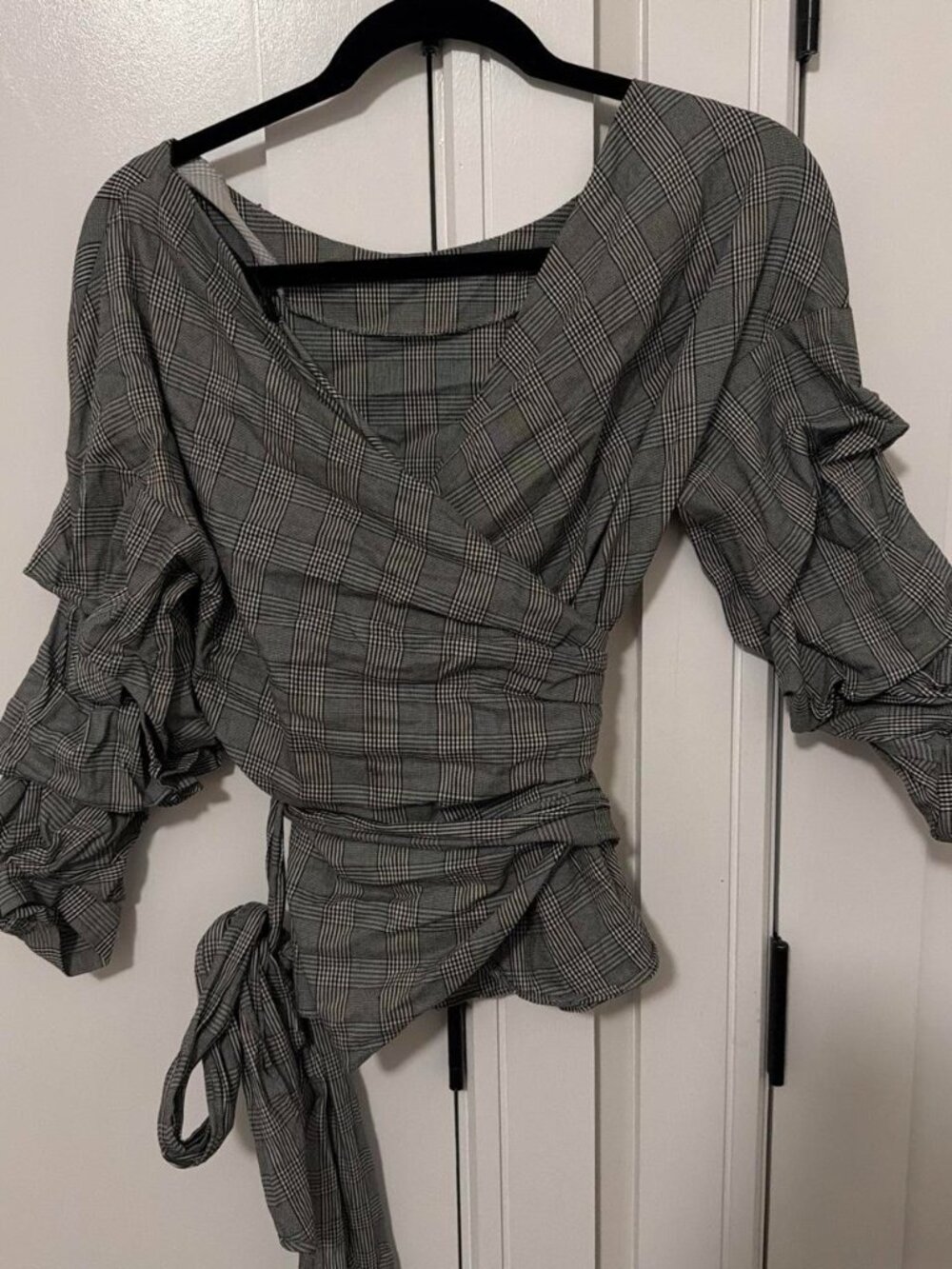 Zara gray and white plaid wrap top with ruffled sleeves